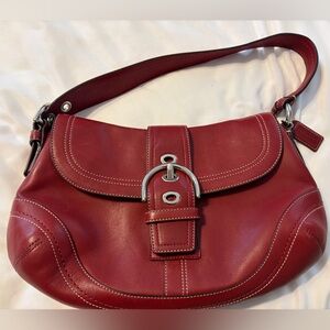 Coach Elegant Red Leather Shoulder Bag